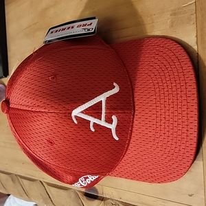 Red pro series cap arkansa razor back